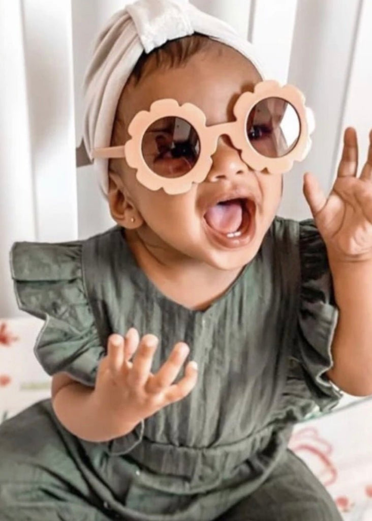 Baby girl toddler girl flower sunglasses